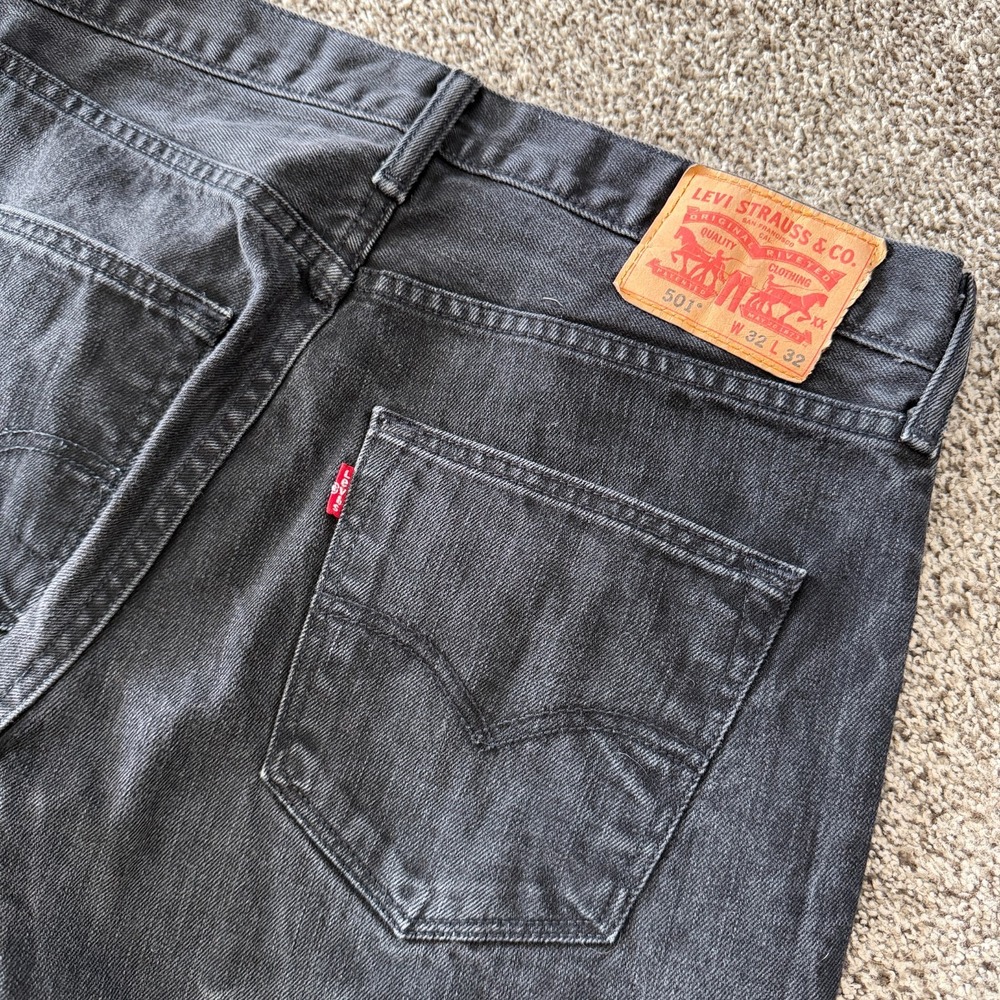 Levis 501 Jeans Men's 32x32 Black Straight Denim Pants Classic Western USA Ranch